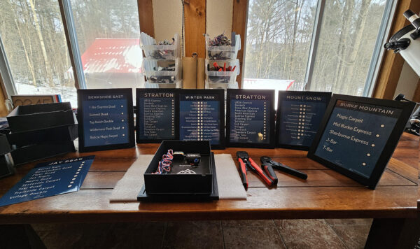 Original Alpine InfoGrafik Ski Sign - Image 2
